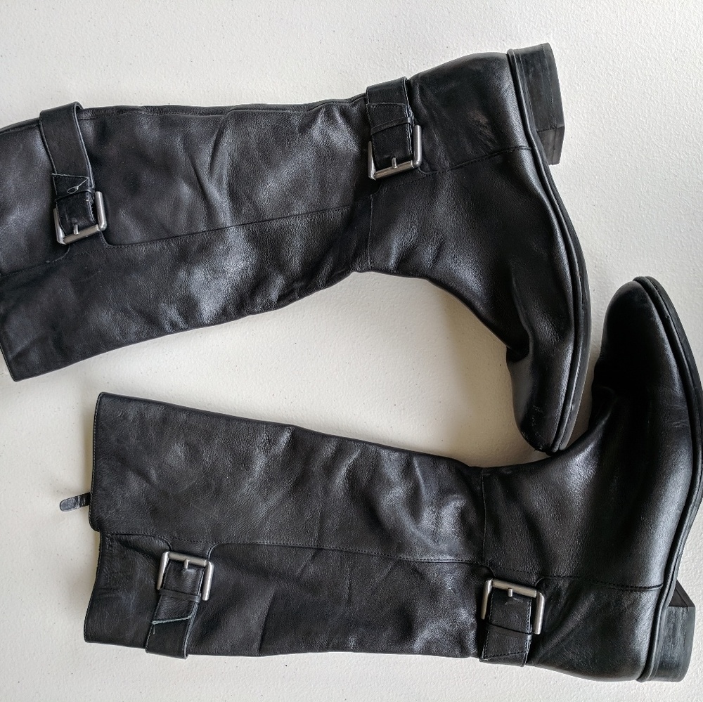 Black boots